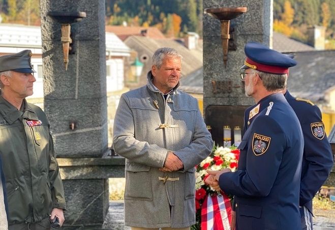 Milit&auml;rischer Festakt am Allerseelentag