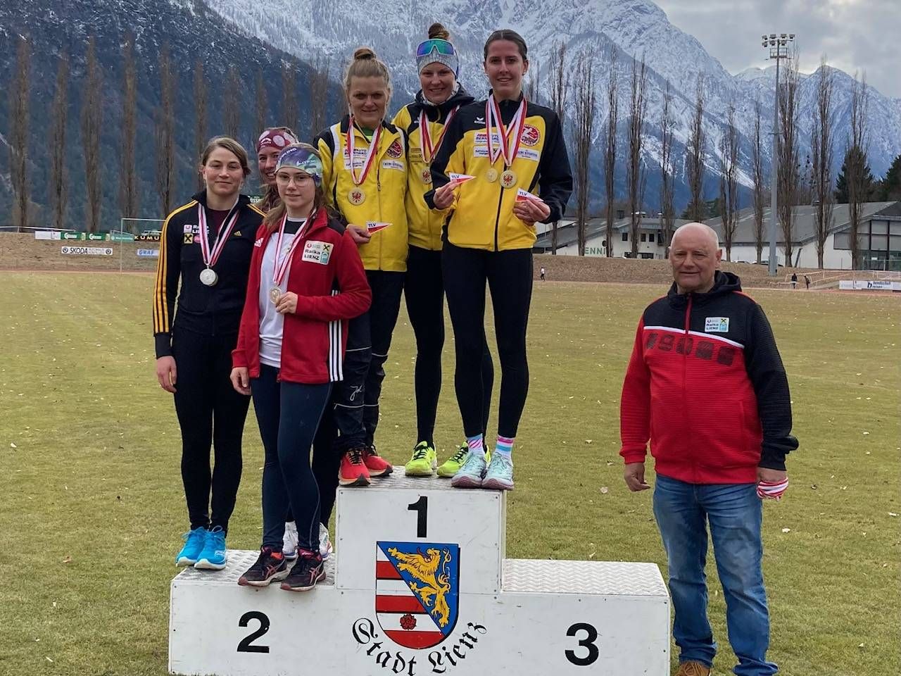 Mannschaftswertung Damen: Platz 2 f&uuml;r Union Raika Lienz, Platz 1 f&uuml;r LG Decker Itter. Foto: Stangl