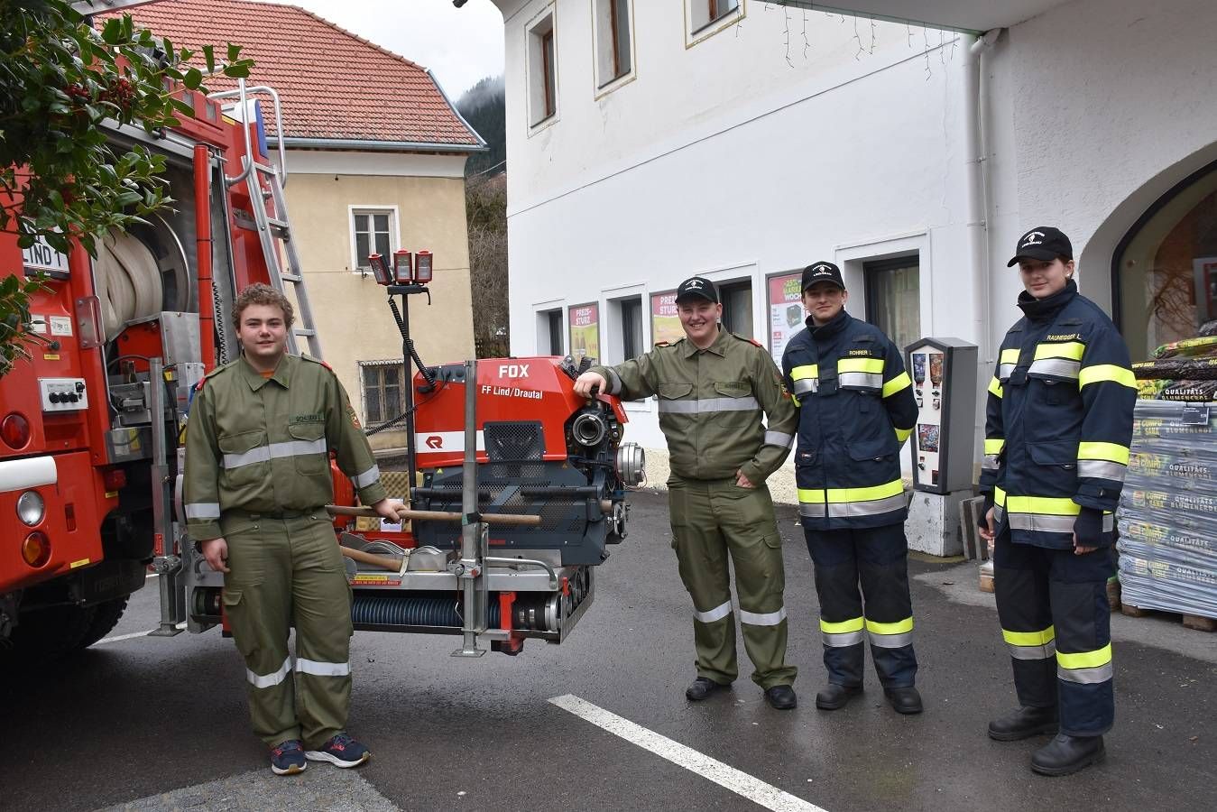 Die Jugendfeuerwehr Lind pr&auml;sentierte sich beim Gesundheitstag.