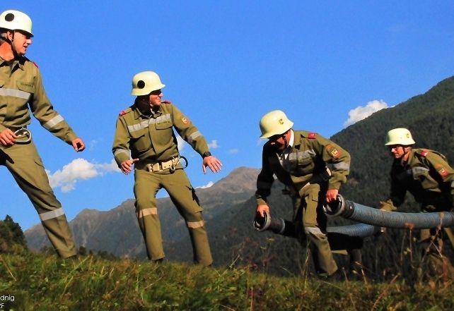 Feuerwehr-Staffellauf durch zwei T&auml;ler