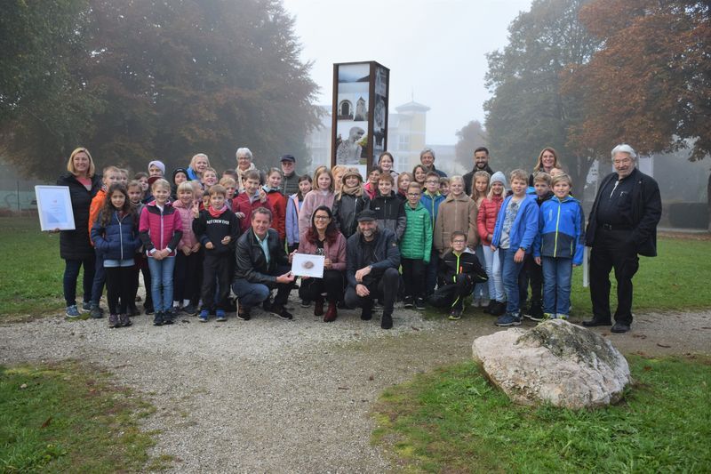 Lichts&auml;ule Seeboden