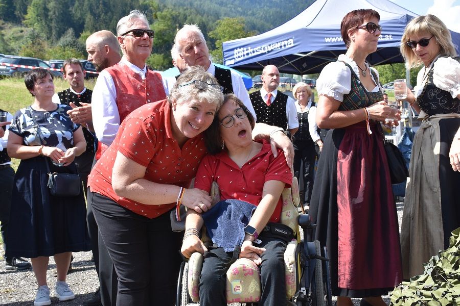 Die Assistenznehmer von MONEL h&ouml;ren gerne Chorstimmen.