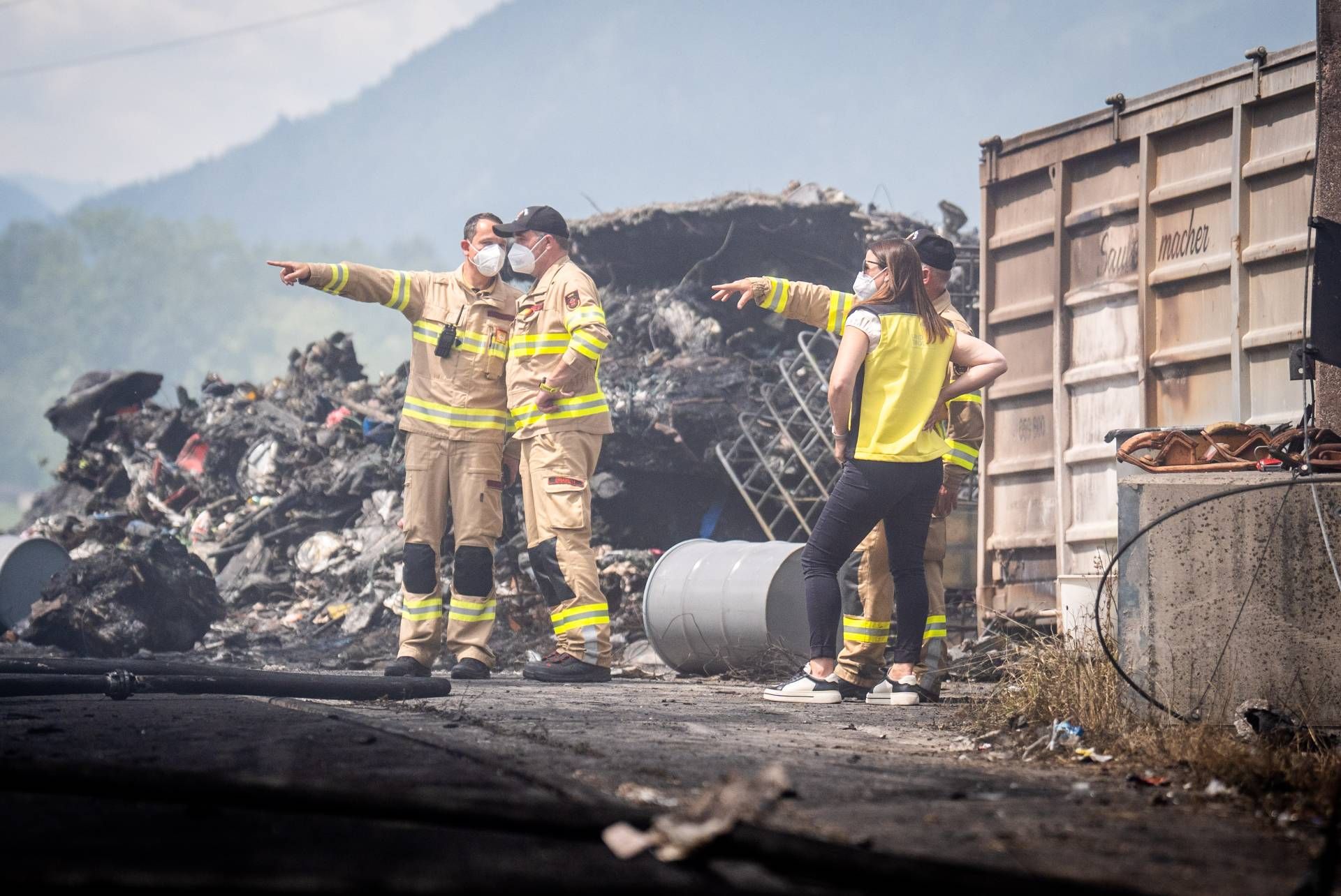 Der Brand in Osttirol ist unter Kontrolle. Derzeit sind Nachl&ouml;scharbeiten im Gange. Foto: Land Tirol/Christanell