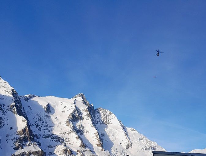 Die beiden tschechischen Bergsteiger konnten nun vom Glockner Biwak abgeholt werden. Foto: LPD K&auml;rnten