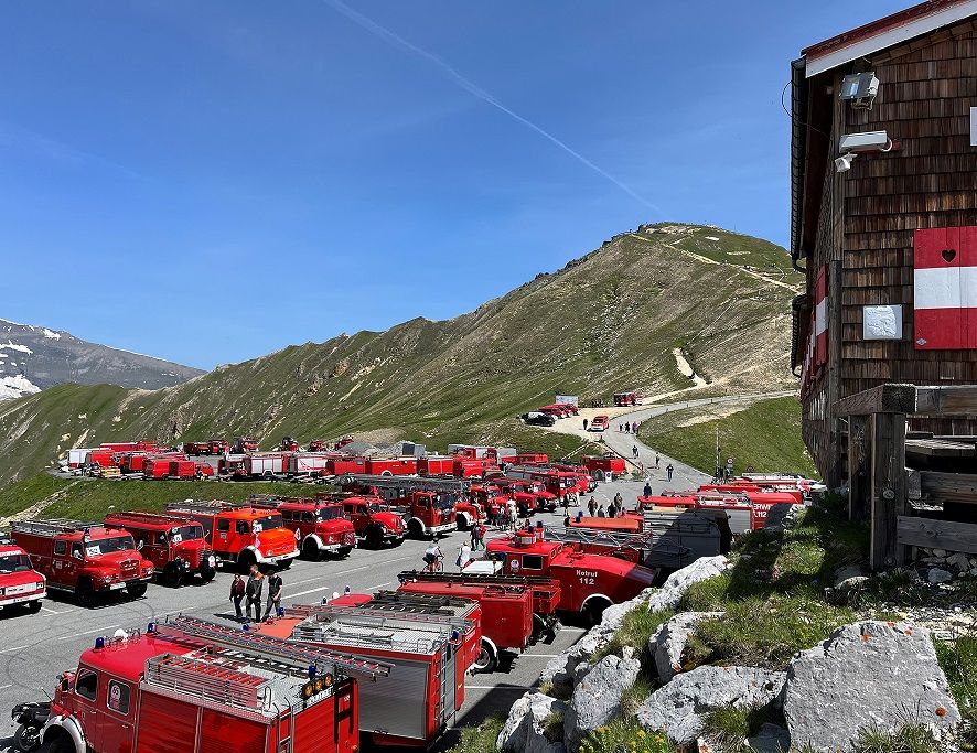 Gleichzeitig fand ein Oldtimer-Treffen statt.