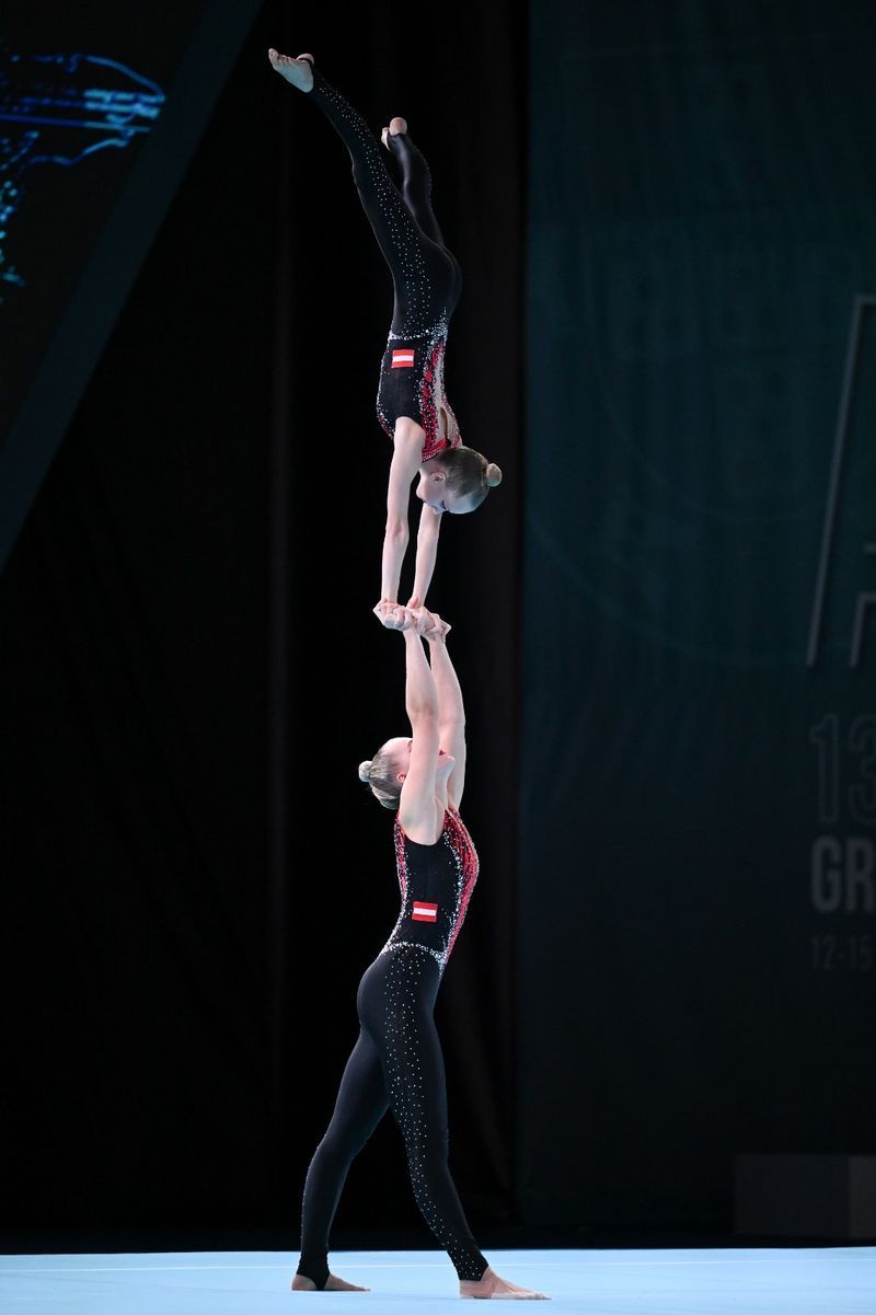 Das Duo Lucy Rud und Hannah Peharz.