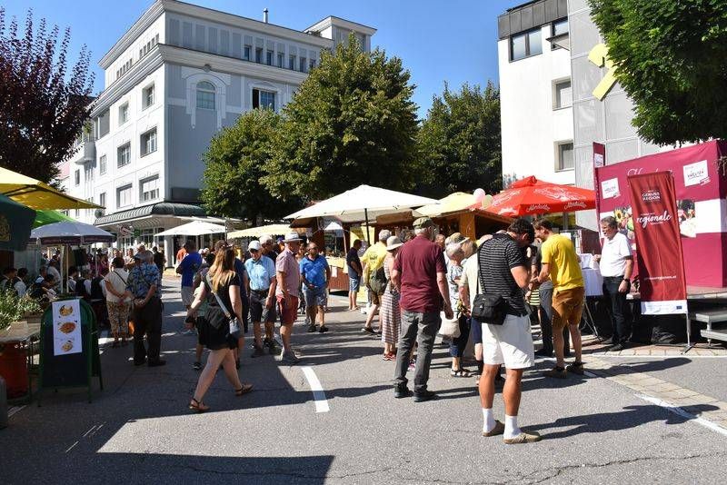 Das Honigfest zeigt einmal mehr: Wenn die Bienen flei&szlig;ig sind, der Honig reichlich flie&szlig;t und das Wetter mitspielt, steht einem gelungenen Genussfest in Hermagor nichts im Wege.