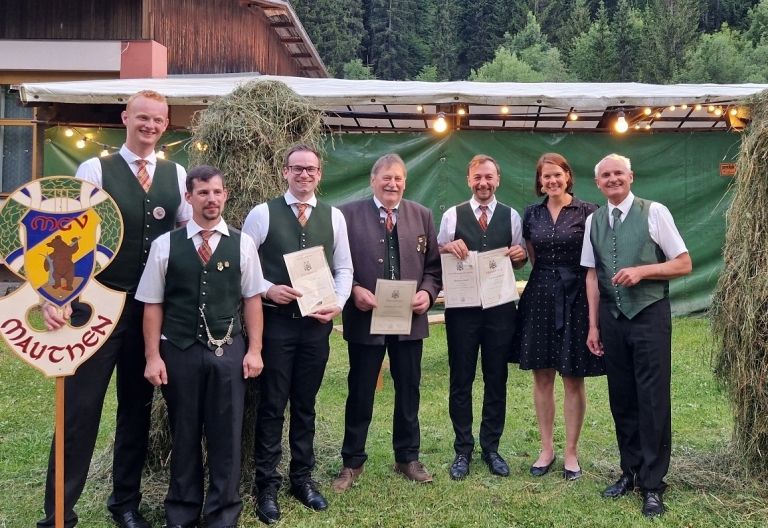 100 Jahre Vereinsfahne