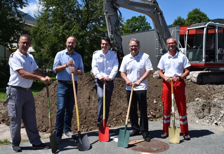 Mehr Platz f&uuml;r die Einsatzfahrzeuge 