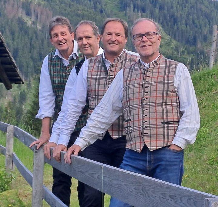 K&uuml;rzlich wurde im M&uuml;hlenst&uuml;berl im Lesachtal gesungen. Foto: privat