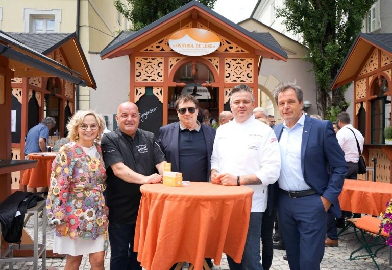Start zum kulinarischen Marathon am Lienzer Hauptplatz