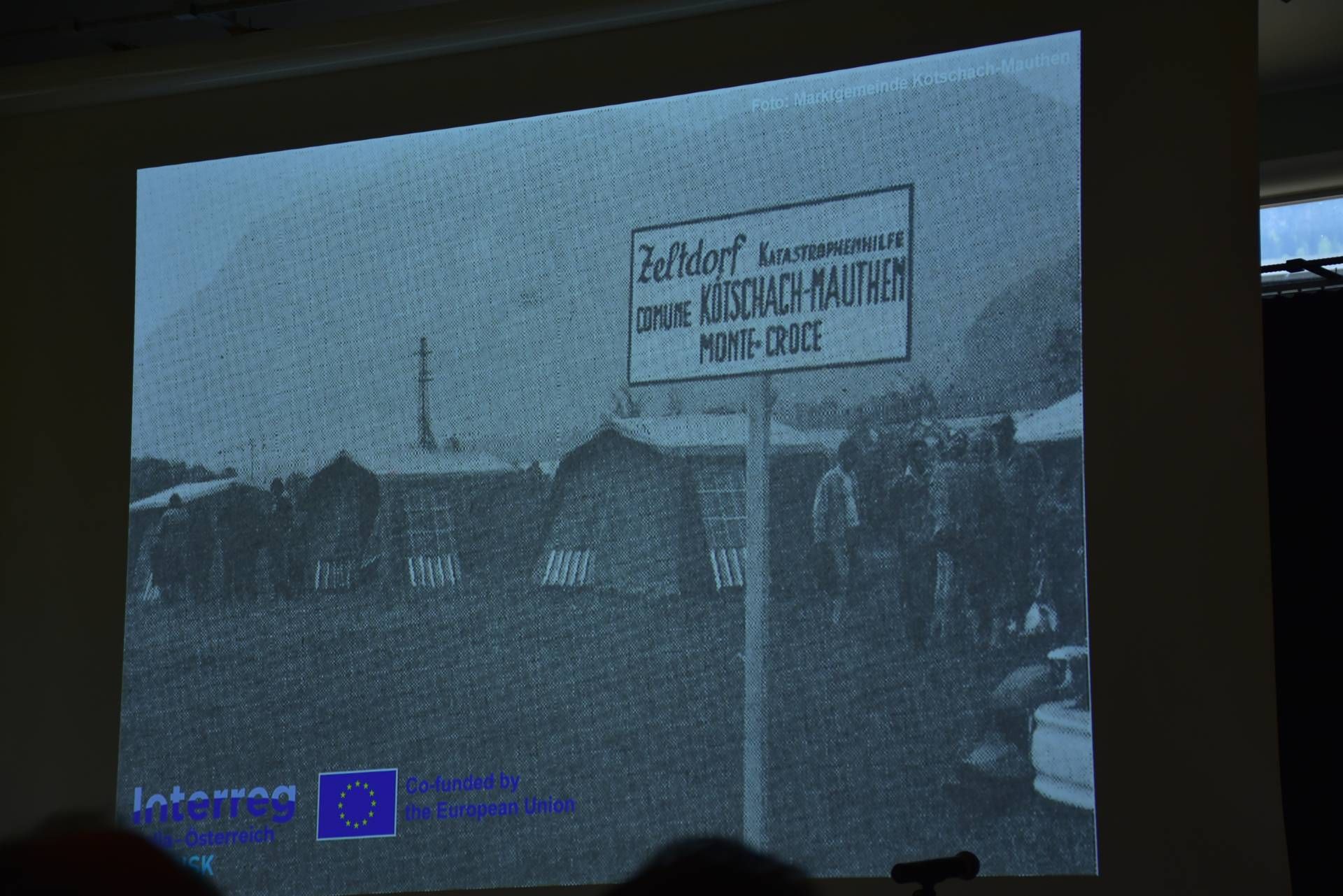 Ein &bdquo;Zeltdorf&ldquo; f&uuml;r Erdbebenopfer wurden auch von K&ouml;tschach-Mauthen gespendet. Foto: Archiv Geopark