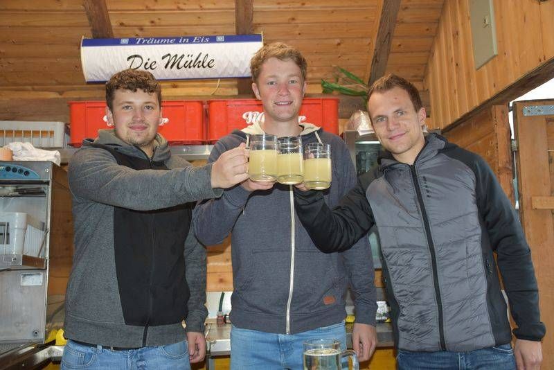 Tobias, Marc und Florian von der Burschenschaft N&ouml;lbling