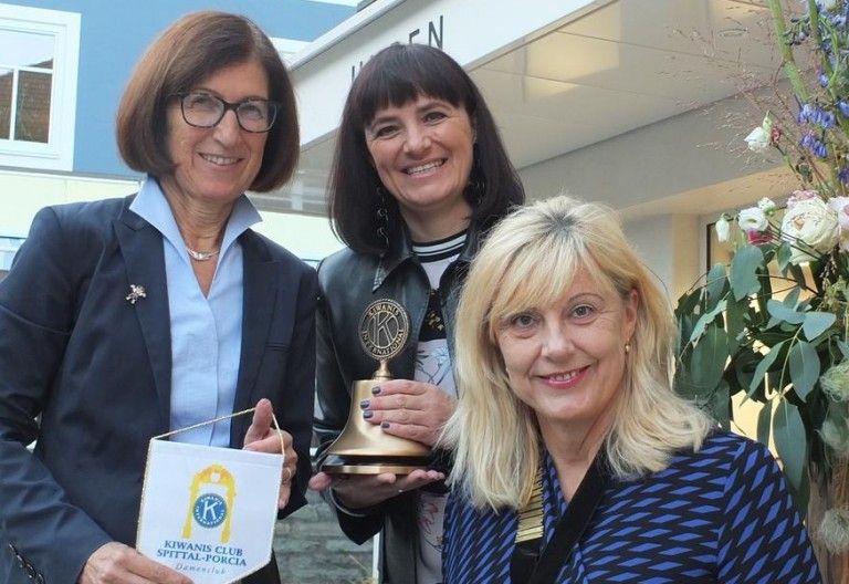 Neue Pr&auml;sidentin bei den Kiwanis-Damen in Spittal