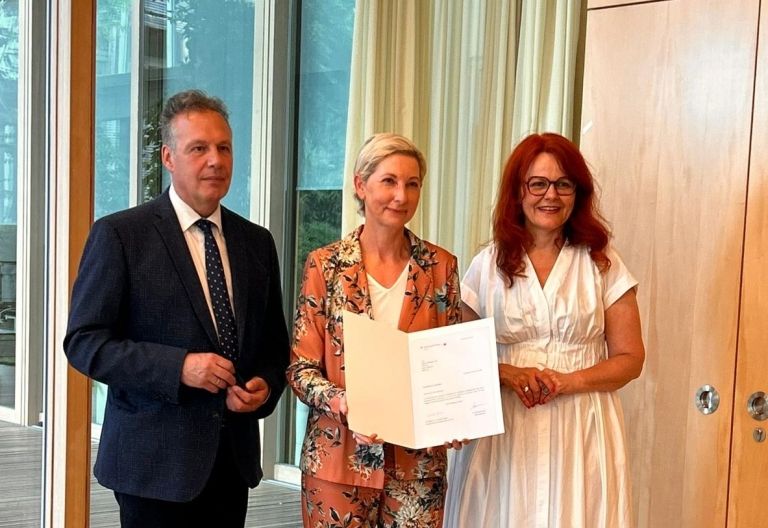 TFBS Lienz: Neue Schulr&auml;tin geehrt