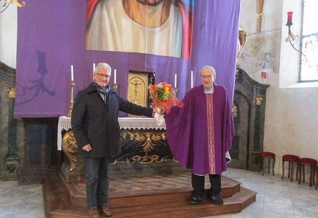 Stadtpfarrer feierte