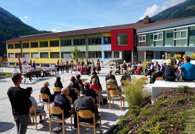 Alle Bildung unter einem Dach