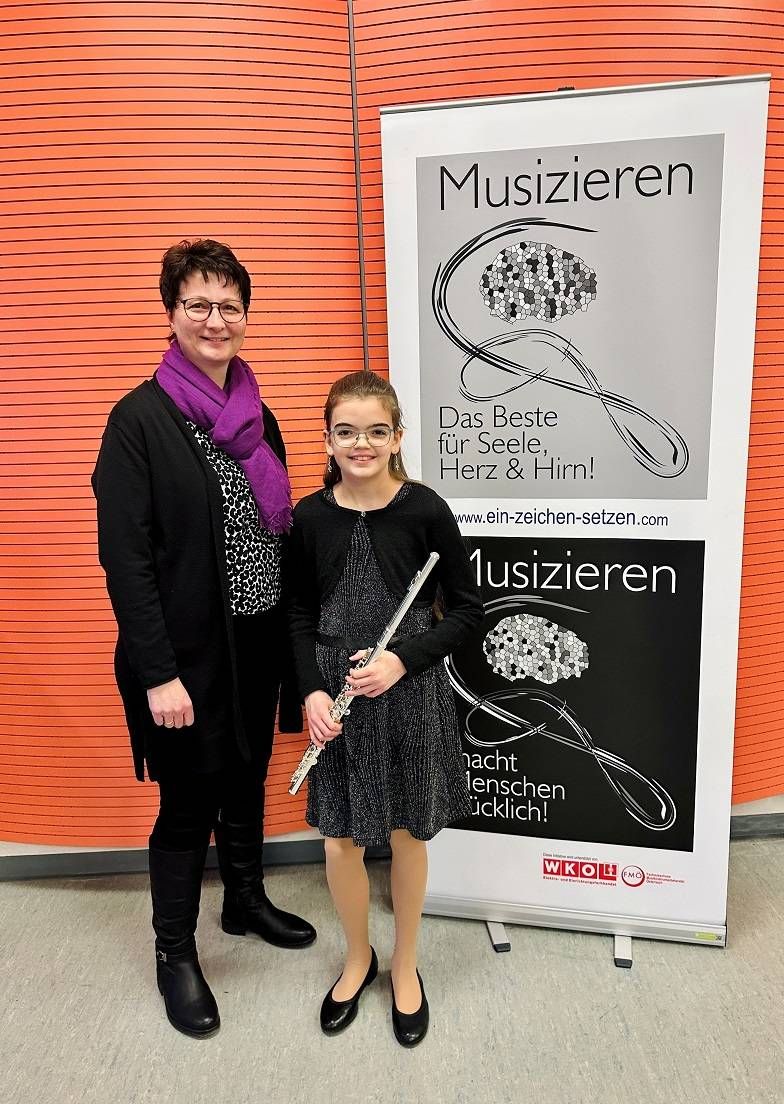 Edith M&ouml;&szlig;ler mit Sarah Ratschl