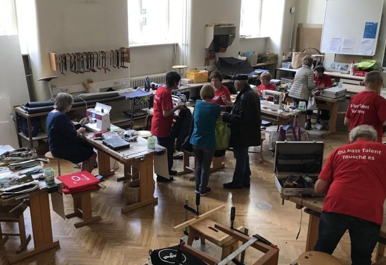  Repair Cafe am Samstag in der Mittelschule Egger Lienz