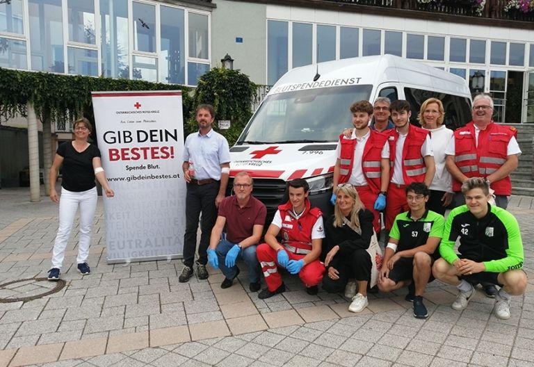 Durch Vereine mehr als doppelt so viele Blutspenden