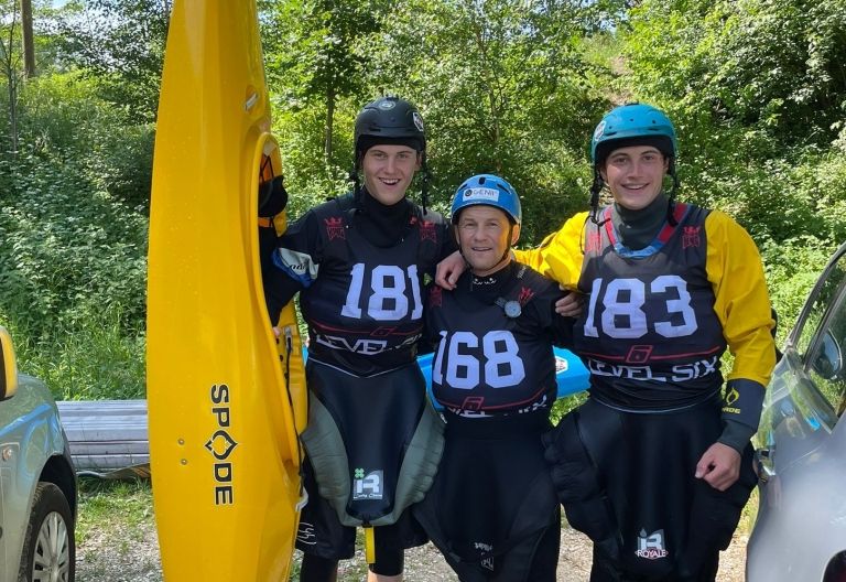 Osttiroler Kajak-Paddler bei "King of the Alps" am Stockerl