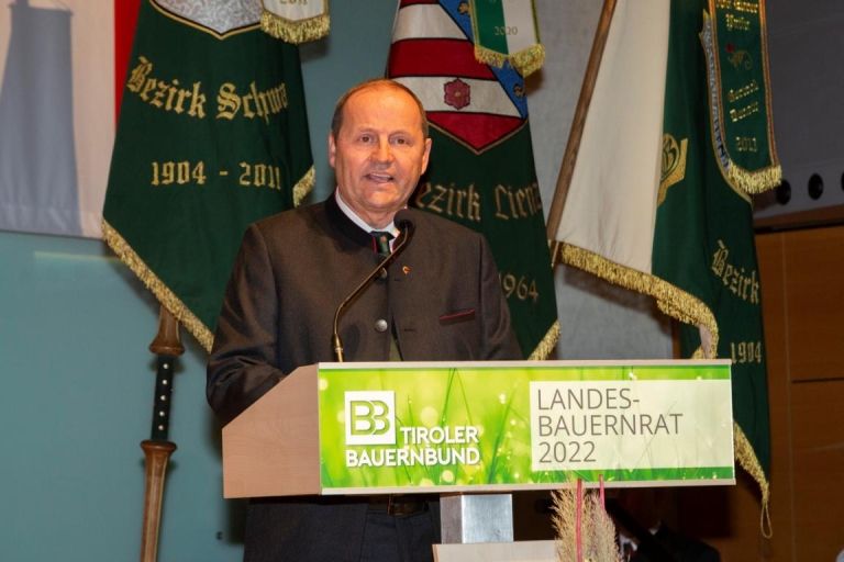 Josef Geisler als Tiroler Bauernbundobmann best&auml;tigt