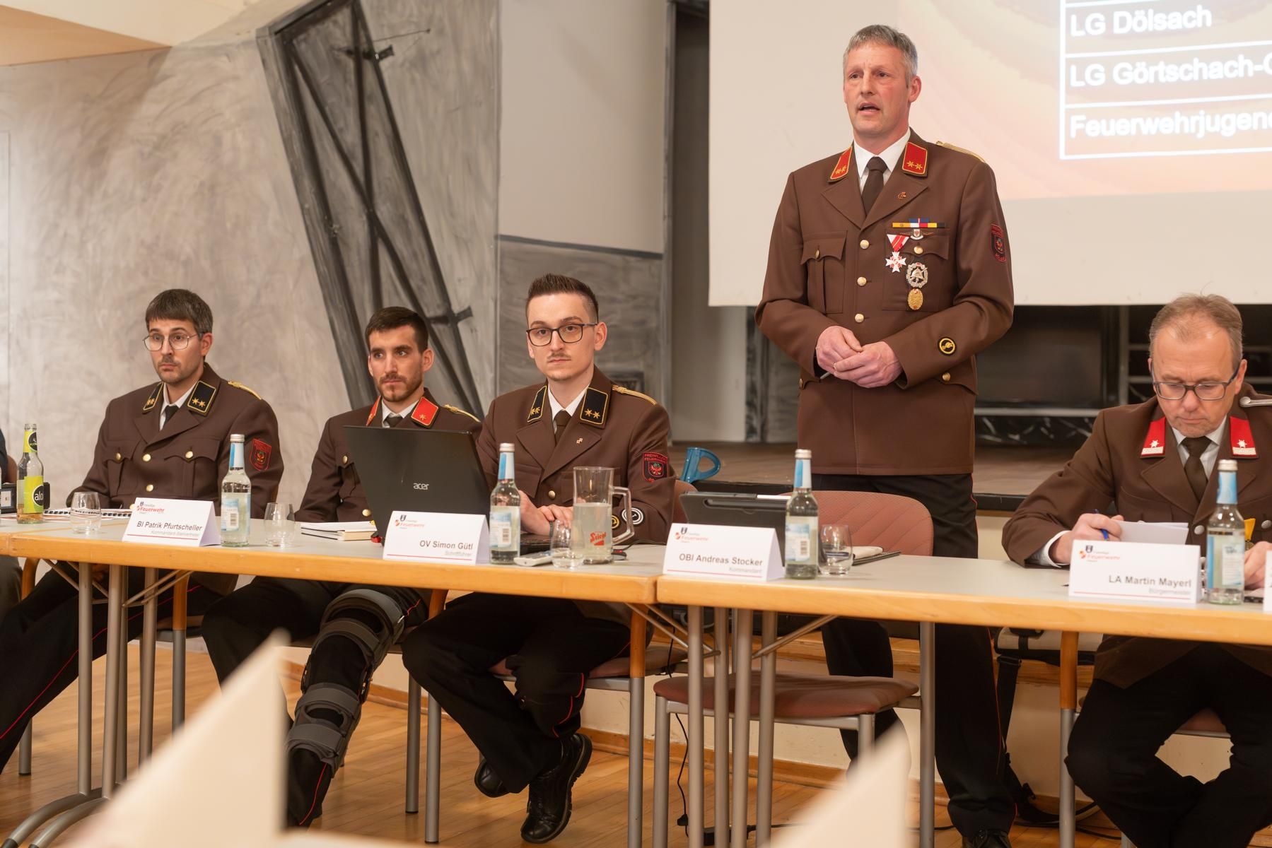 v.l.n.r. OV Mathias Eder, BI Patrik Pfurtscheller, OV Simon G&uuml;tl, OBI Andreas Stocker, BGM LM LA Martin Mayerl