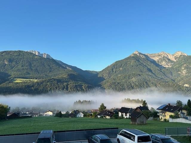 Wohnen mit Ausblick: In der &bdquo;alten Post&ldquo; in Berg entstanden drei moderne Wohnungen.