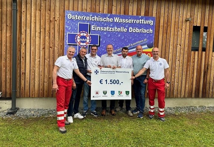 Liesertaler B&uuml;rgermeister spendeten der Wasserrettung