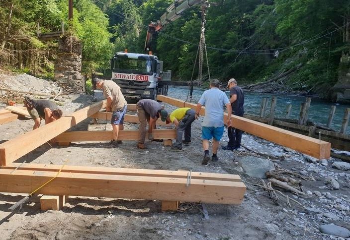 Der Aigner Steg wurde wieder aufgebaut